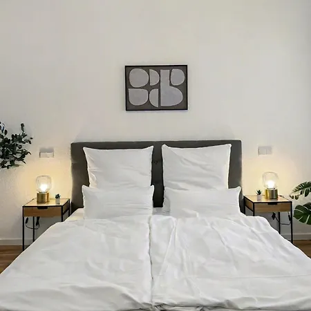 Stuck-denkmal-apartment Zentral In Mit Hohen Decken Apartman Krefeld